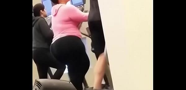  Big ass wide hips at GYM